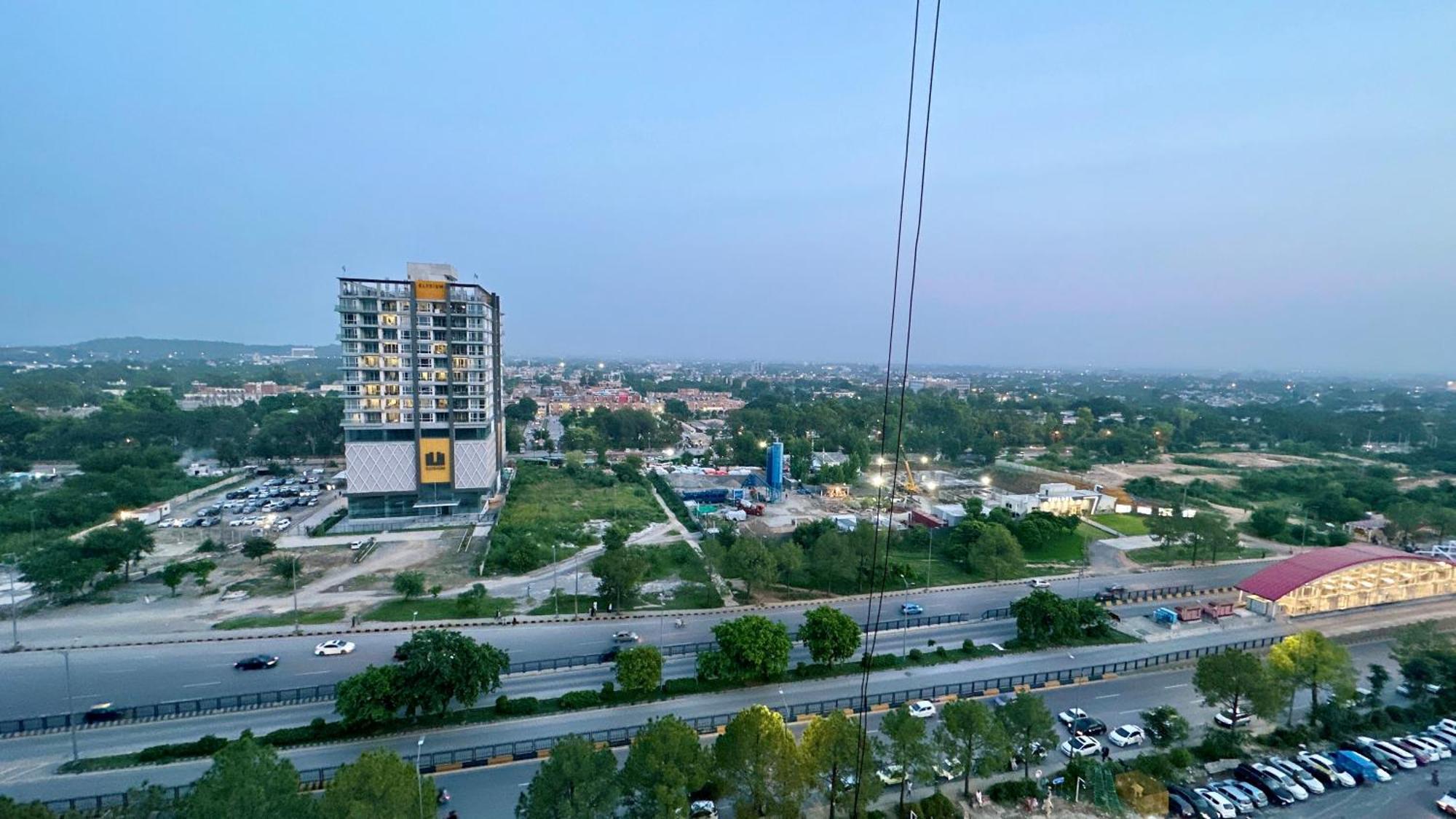 Centaurus Apartment Islamabad Eksteriør bilde
